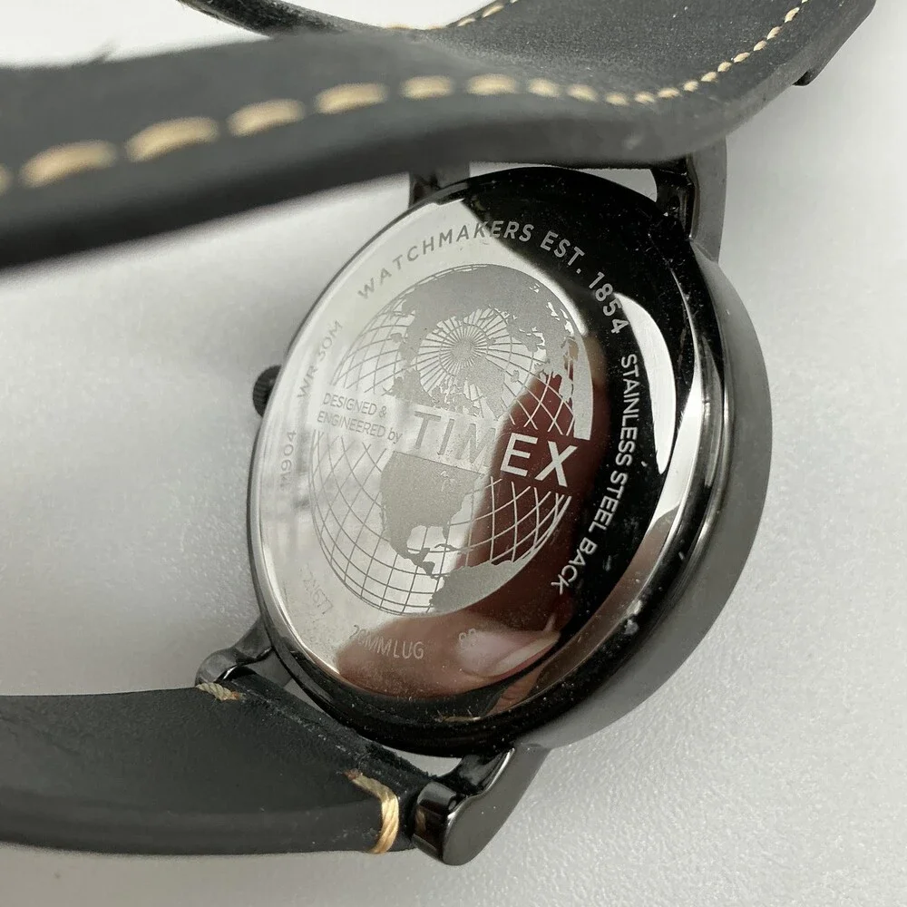 Timex Indiglo WR30M Mens Watch 42mm Black Dial Black Leather Bund New Battery